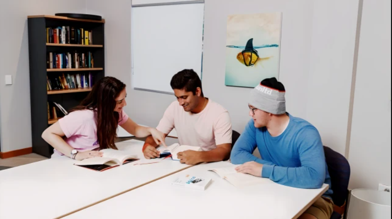 UniLodge at Curtin - Erica Underwood House